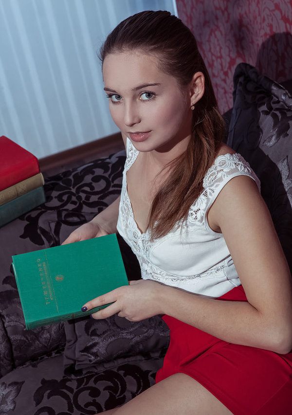 Динуля, 38 лет, 2 размер груди